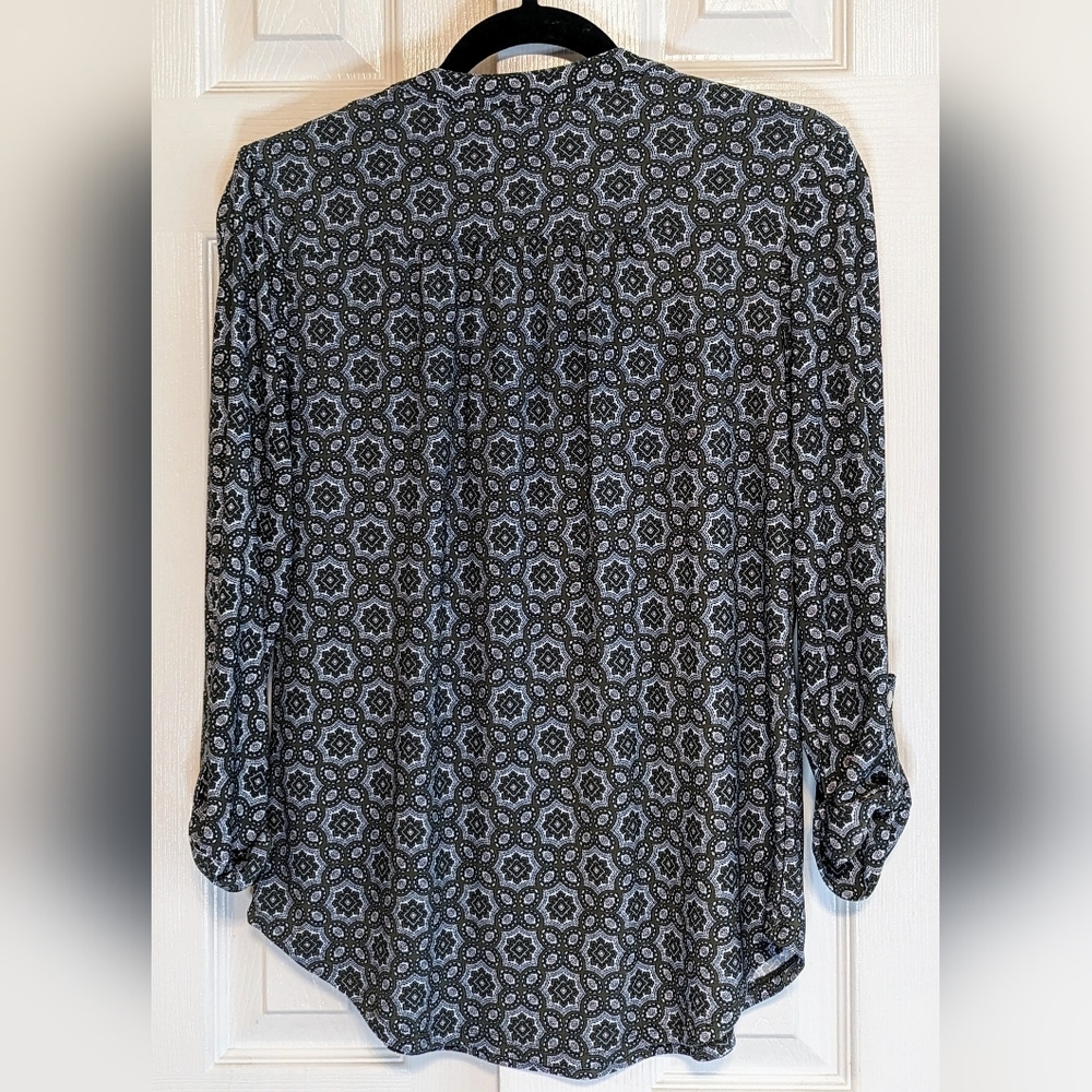 5/$25 Westport V Neck Blouse - Picture 2 of 7